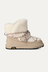 UGG - Classic fluffed tread boot