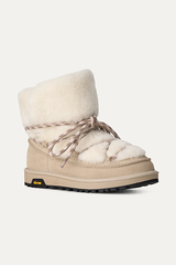 UGG - Classic fluffed tread boot