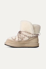 UGG - Classic fluffed tread boot